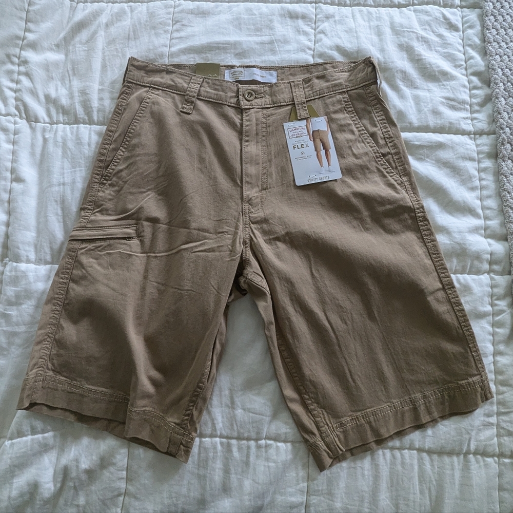 Men's Levi's Premium Lightweight Flex Khaki Shorts